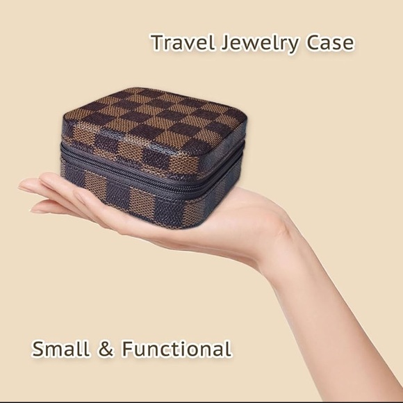 Jewelry Travel Case in Brown Check - Picture 2 of 8